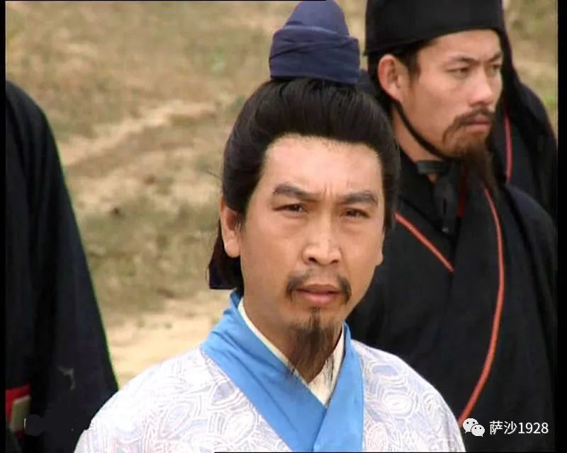 毒死汉朝皇帝的弑君恶徒是不是他?三国演义黑化的普通文官李儒