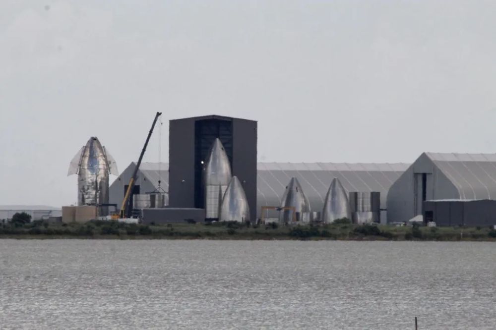 spacex公司|够狂，SpaceX计划10小时三次重大发射，飞船，星链，卫星