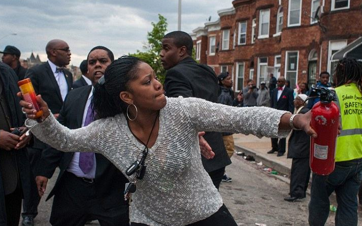 别扯禁枪了美国持枪犯罪只是冰山一角没了枪支才是最恐怖的