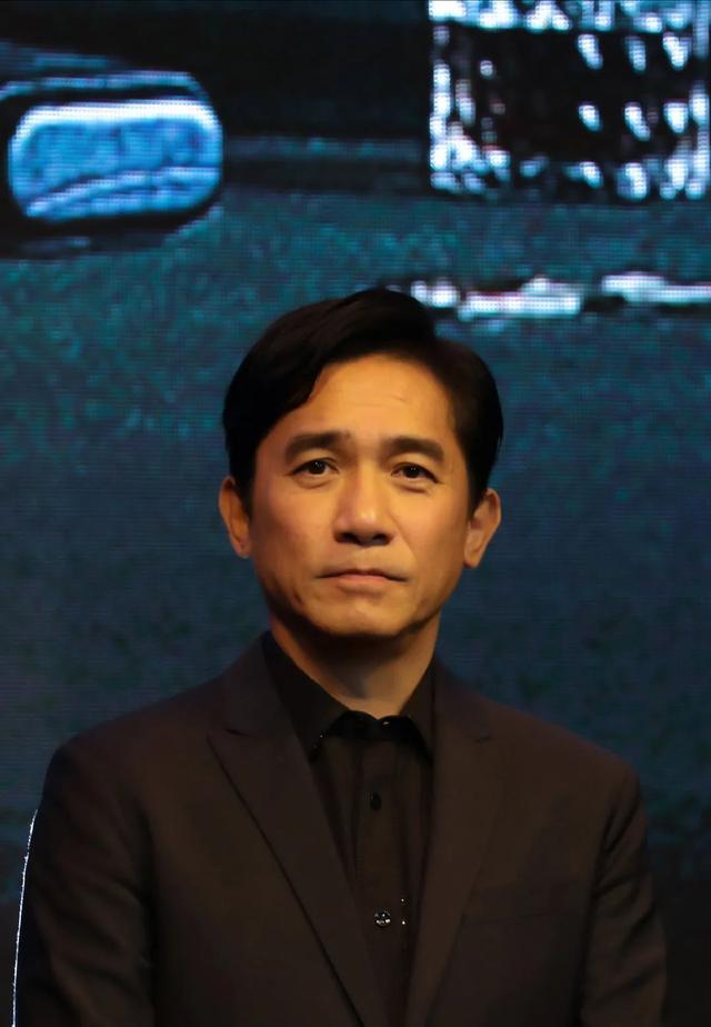 梁朝伟|丈夫嗜赌如命致妻离子散，儿子坐拥5亿不生子，梁朝伟母亲的遗憾