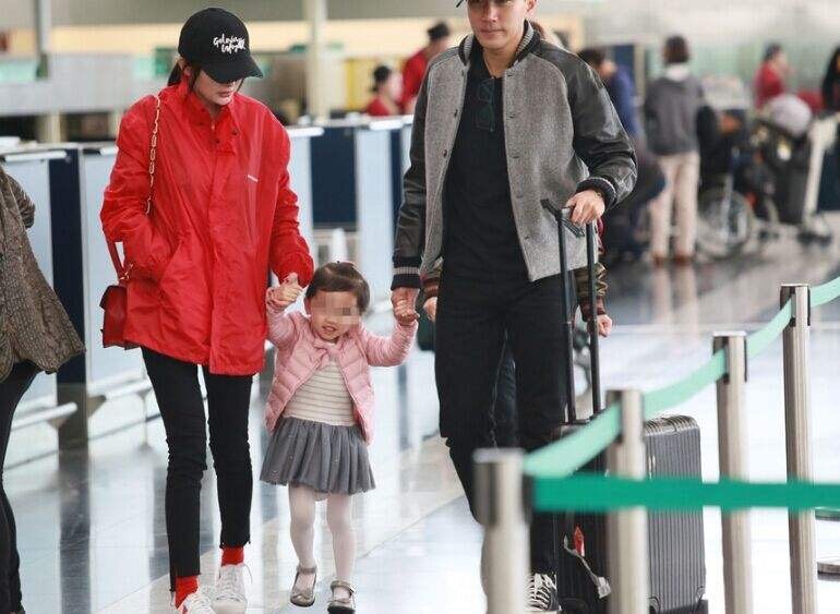 杨幂|杨幂代言造型被吐槽，像直播精神小妹儿，土到极致就是潮