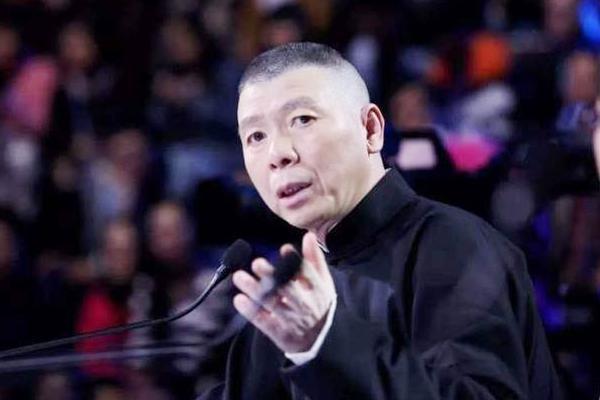 繁体字|冯小刚：救传统文化，得恢复繁体字！易中天：你把亂竈龜鬱写写看