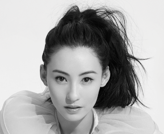 张柏芝|谢霆锋40岁生日，张柏芝又被传怀孕，还心虚删网友怀四胎猜测