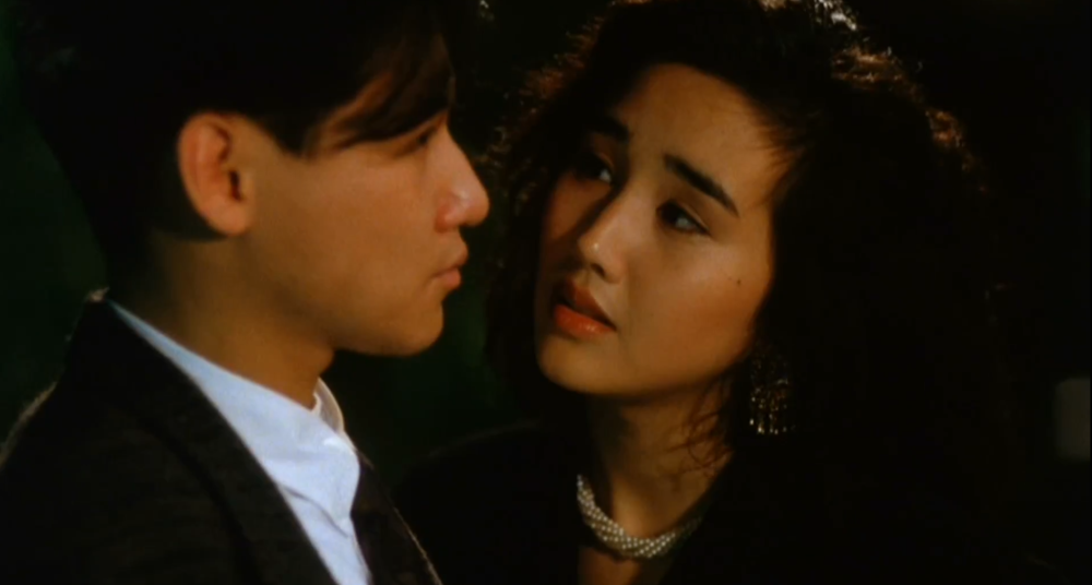 周星驰|1990年，周星驰主演梁朝伟不要的《咖喱辣椒》，香港票房破1577万