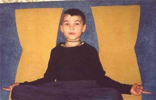 波力斯卡|当年预言2020年将有灾难发生，并通过测谎仪测试的男孩，近况如何