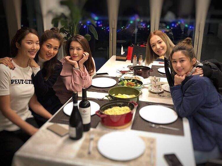 苟芸慧|TVB女星疑因雪卵晕倒，嫁入豪门仍拼事业，曾与郭富城传绯闻被骂