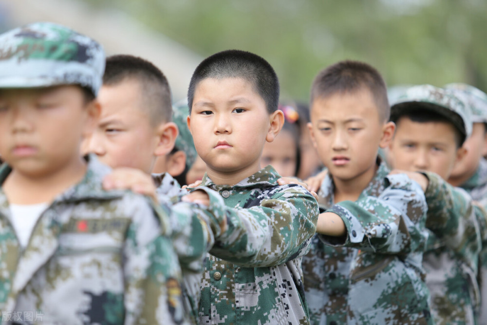 中暑|中考765分学霸军训中暑离世！除了健康，什么都是浮云