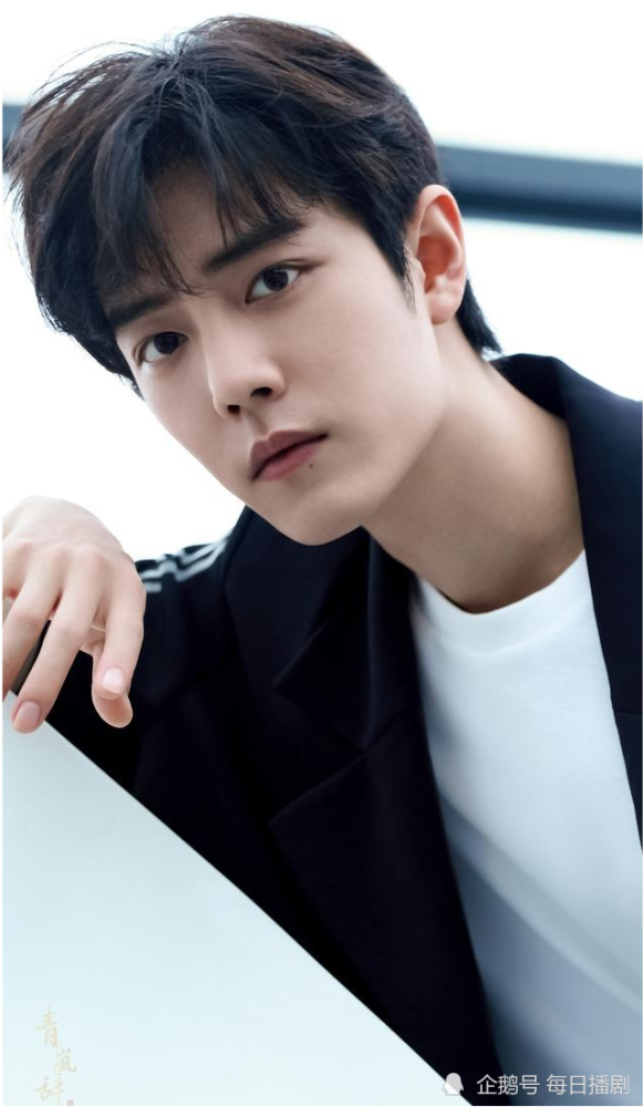 肖战|距肖战生日还剩37天，多少粉丝是第1次陪他过生日？