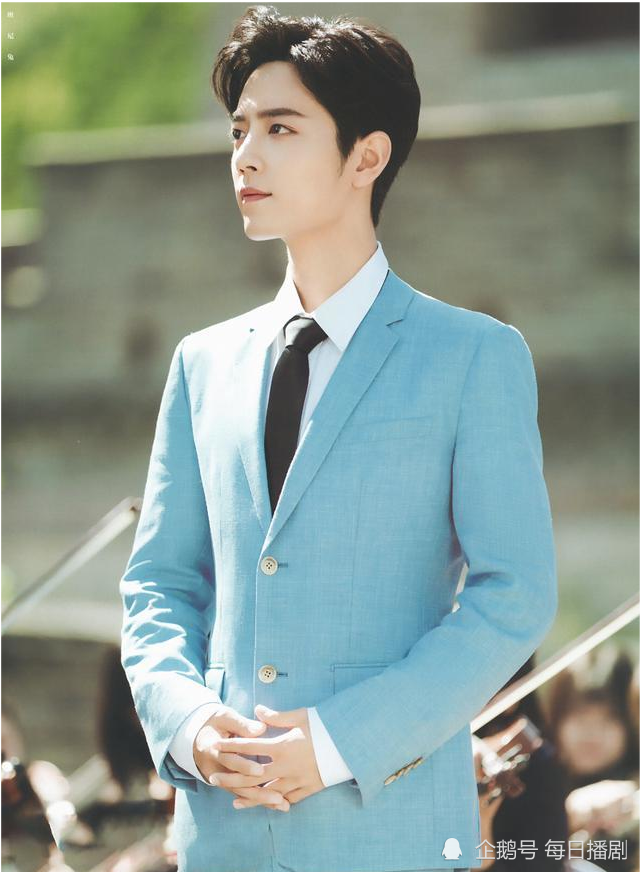 肖战|距肖战生日还剩37天，多少粉丝是第1次陪他过生日？