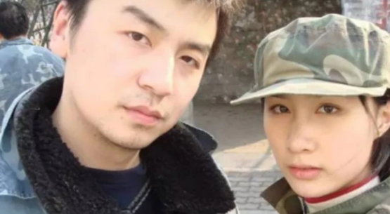 翟煦飞|翟煦飞低调为老公雷佳音庆生，和女儿偷做礼物，藏一个月后送惊喜