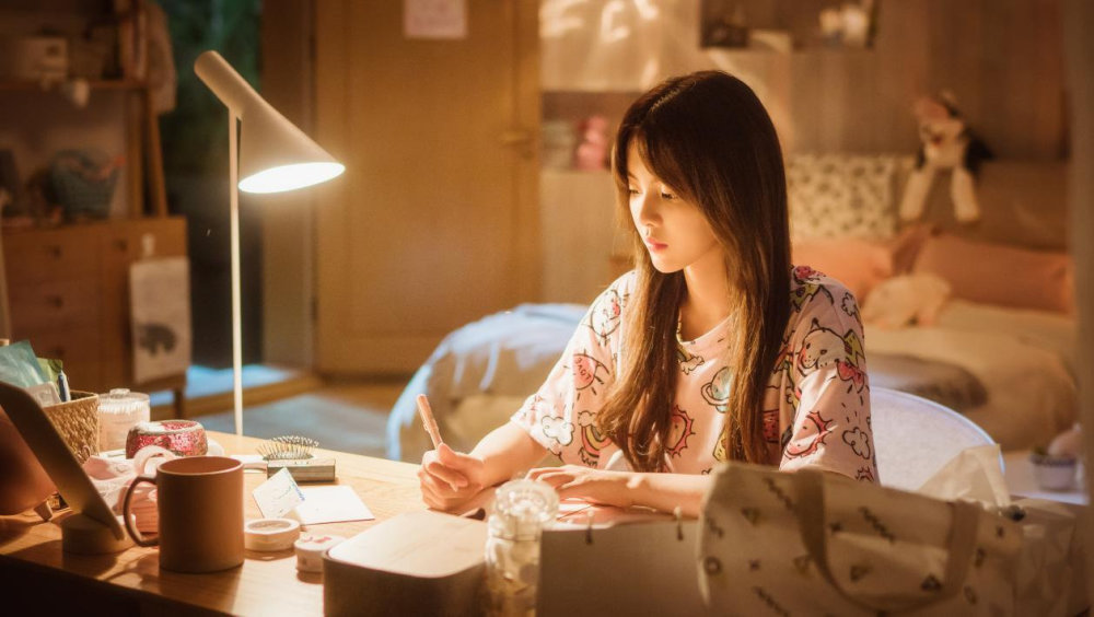 杨超越|杨超越新剧喜提热度榜第一，然而才看了1集就被劝退