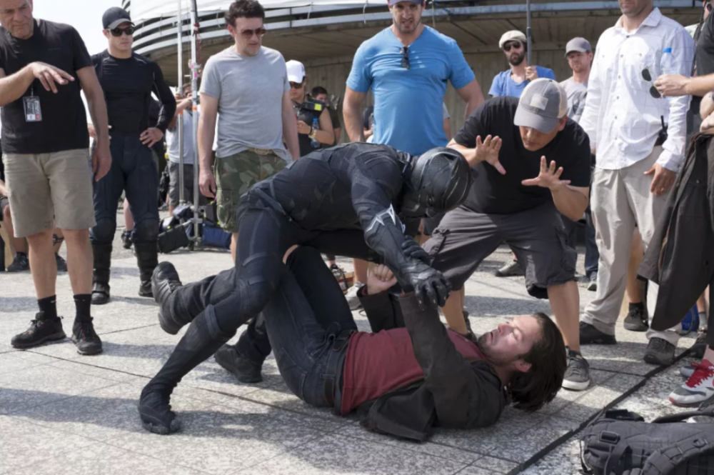 科比·布莱恩特|黑豹和黑曼巴在天堂相遇，超级英雄也不能战胜癌症