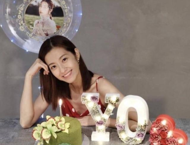 陈自瑶|最美视帝妻子生日不理会丈夫祝福，与姐妹庆祝，网友直言这样不妥