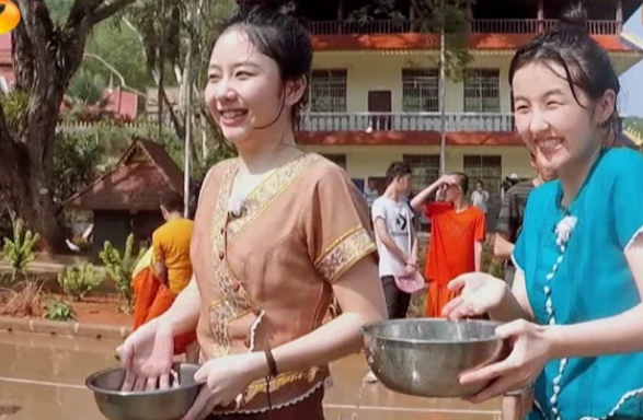 奇妙小森林|《奇妙小森林》收官，谭松韵纯素颜上镜，真实皮肤状态哪像30岁？