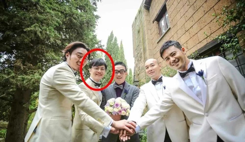 张靓颖|张靓颖和前任离婚后，新男友就迫不及待宣誓主权了？