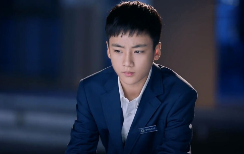 岳云鹏|嘲女明星腿粗？知名男星口碑翻车！“白瘦幼”审美太根深蒂固了吧！