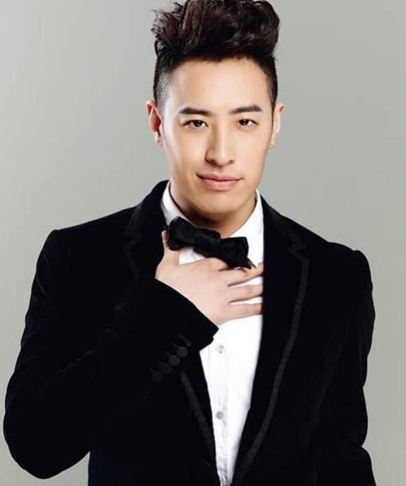 潘玮柏|潘玮柏否认离婚，他为何不追白富美吴昕，却娶了黑料一大堆的宣云