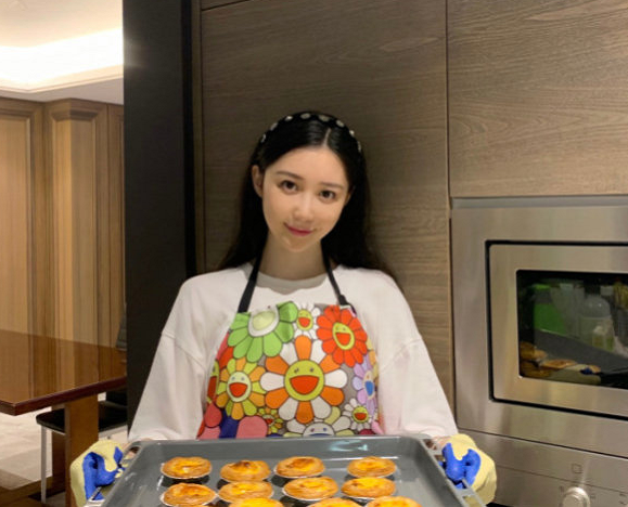 潘玮柏|潘玮柏否认离婚，他为何不追白富美吴昕，却娶了黑料一大堆的宣云