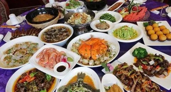 升学宴太疯狂没考上酒席照样办份子钱连年涨