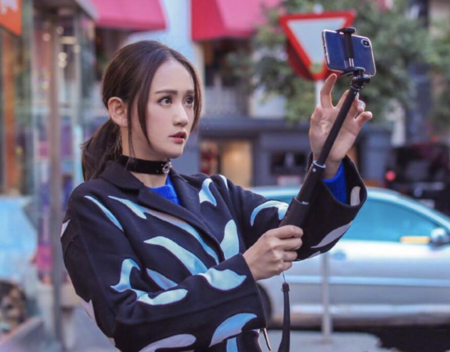 陈乔恩|陈乔恩深夜晒美照，艾伦甜蜜表白：好美好优雅，乔恩调皮：你好有眼光