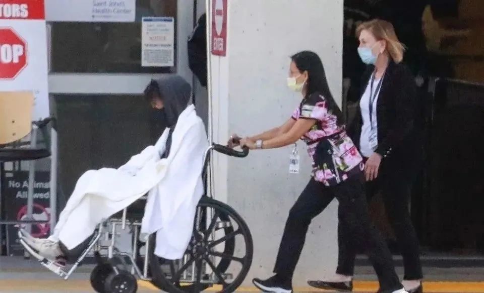 查德维克·博斯曼|原来复仇者联盟并没有失去“钢铁侠”和“黑寡妇”，他失去的是“黑豹”！