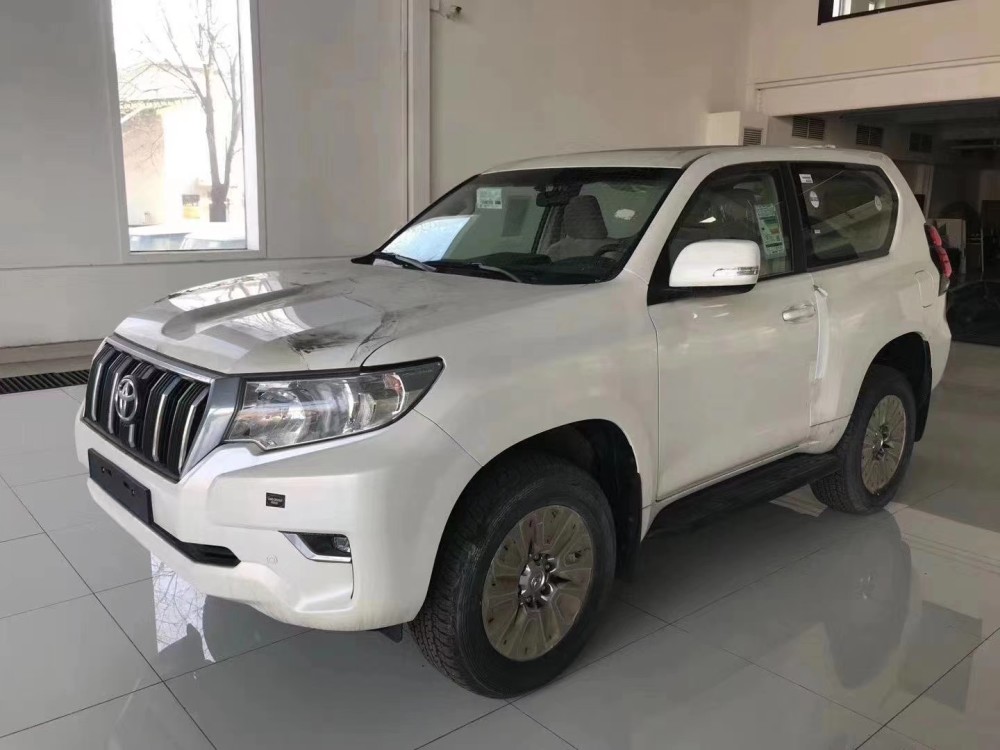 首台短轴普拉多亮相双门28t动力酷似放大版吉姆尼真霸气