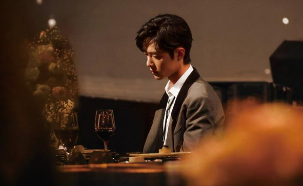 肖战|肖战正式迎来全面复工？解锁影视和代言新资源，无惧抵制迎难而上