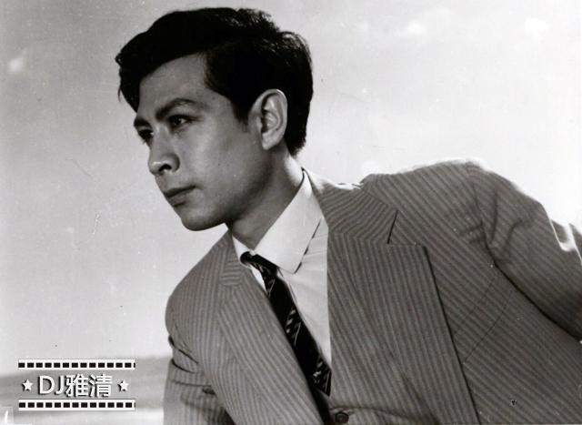 英俊的陈少泽向梅老搭档为何当红时息影如今73岁越老越帅