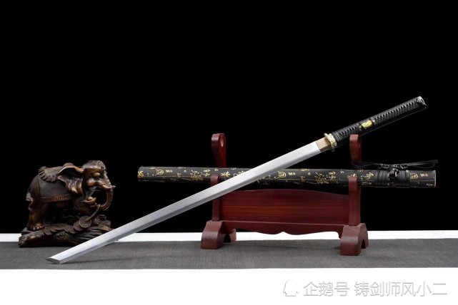 唐刀修罗刀身千锤百炼