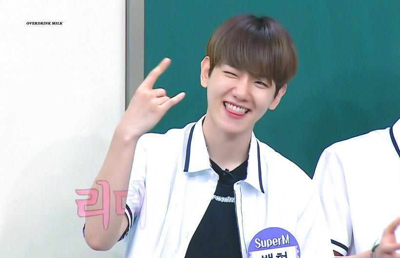 边伯贤新舞台酷炸飙高音唱功稳穿校服上综艺软萌小奶狗反差大