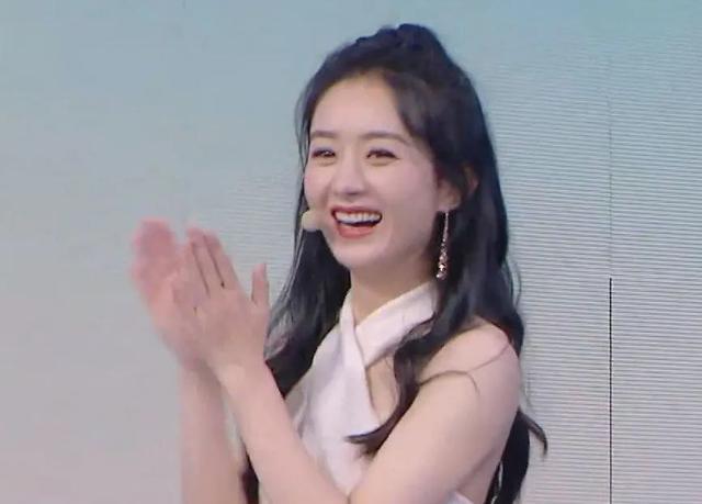 赵丽颖|赵丽颖在《快本》上的表现，不是一个女艺人该有水准