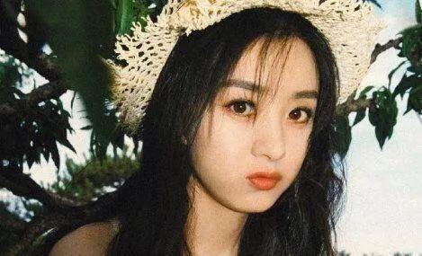 赵丽颖|赵丽颖在《快本》上的表现，不是一个女艺人该有水准