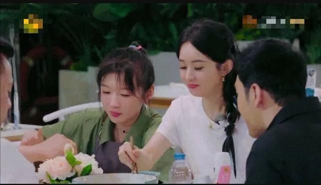 赵丽颖|赵丽颖在《快本》上的表现，不是一个女艺人该有水准