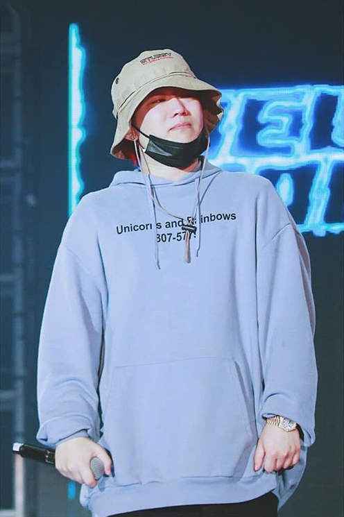 pgone|PGone国内复出受挫，现身酒吧表演不准上台，仅唱十分钟就被骂到退场