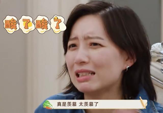 岳云鹏|岳云鹏嫌弃女明星腿粗，被网友骂上热搜：别拿嘴欠当幽默了