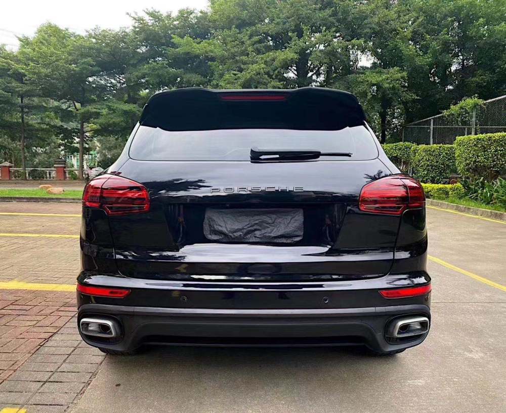 17款保时捷卡宴售价21万外观流畅灵动堪称一代经典