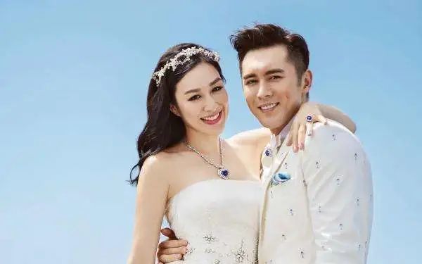 张丹峰|嫁给无名小生的女神们：蔡少芬高龄拼三胎，洪欣张丹峰疑婚变