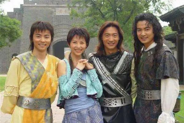 张丹峰|嫁给无名小生的女神们：蔡少芬高龄拼三胎，洪欣张丹峰疑婚变