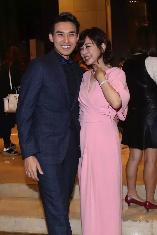 张丹峰|嫁给无名小生的女神们：蔡少芬高龄拼三胎，洪欣张丹峰疑婚变