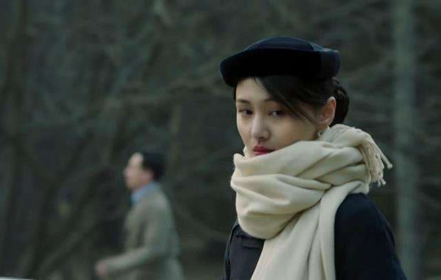 郑爽|郑爽首部谍战剧定档，一人分饰两角，演技成最大看点