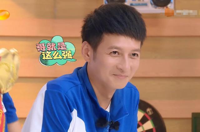 王耀庆|《哥哥》5名大龄男星年轻旧照：胡军爆炸头好酷，王耀庆阳光帅气