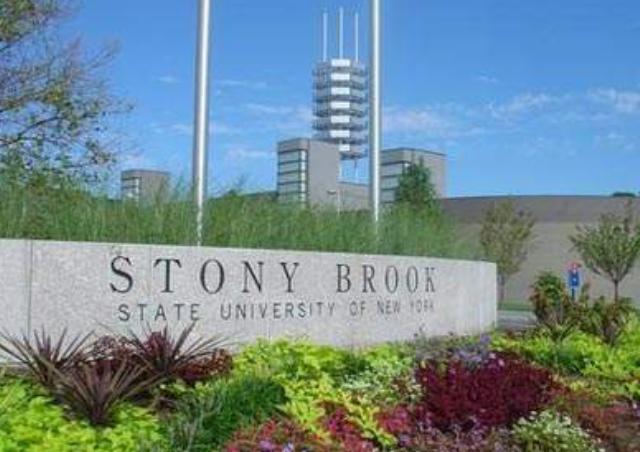 翁帆|44岁翁帆近照，婚后显幸福肥苍老不少，大54岁老公精神矍铄