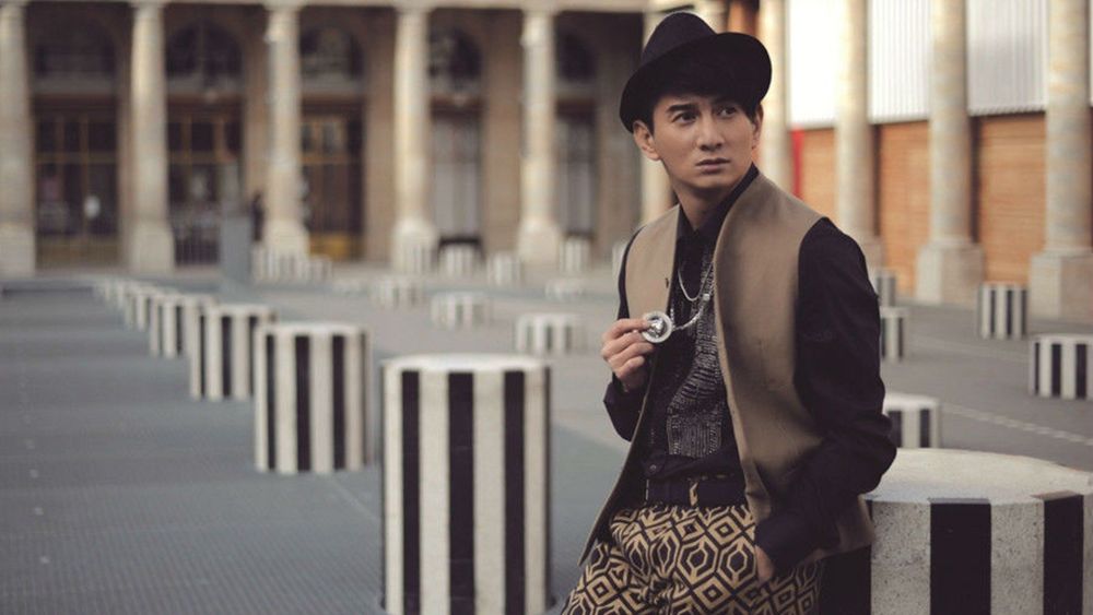 刘诗诗|吴奇隆被保安扑倒时，又开始羡慕刘诗诗，这样的男人太稀罕