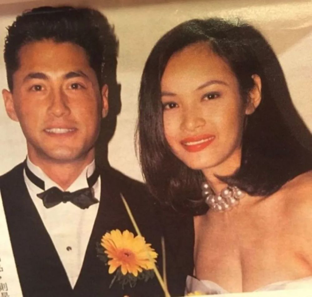 马诗慧|恭喜！TVB男演员名模老婆升级“婆婆”，80年代入行维持身材有道