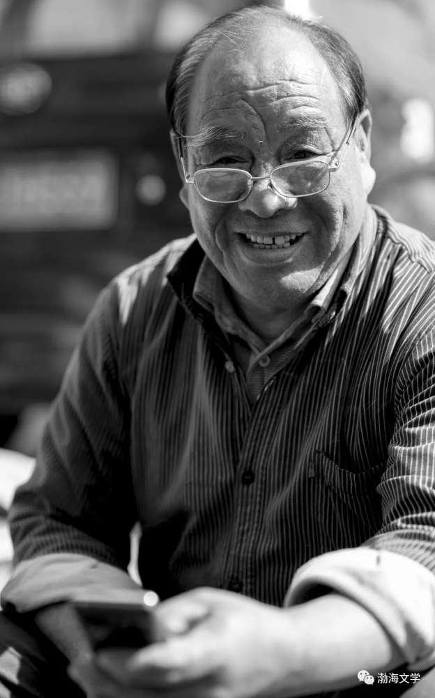 父爱|实拍滨州街头的“父亲们”