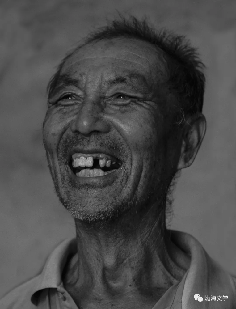 父爱|实拍滨州街头的“父亲们”