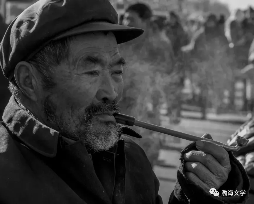 父爱|实拍滨州街头的“父亲们”