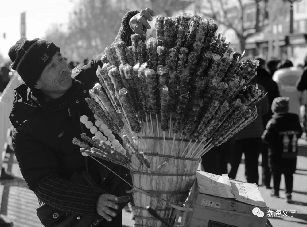 父爱|实拍滨州街头的“父亲们”