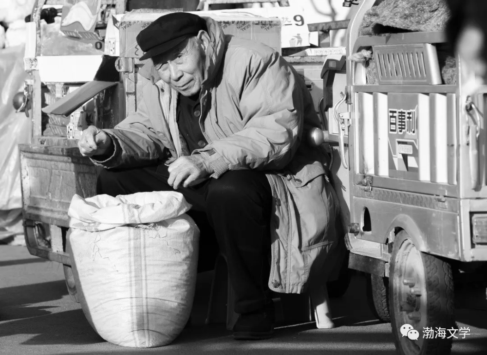 父爱|实拍滨州街头的“父亲们”