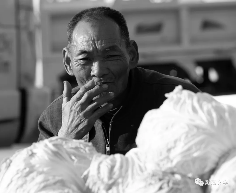 父爱|实拍滨州街头的“父亲们”